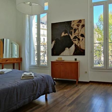 Grand Appartement Centre Ville Marseilles Exterior foto